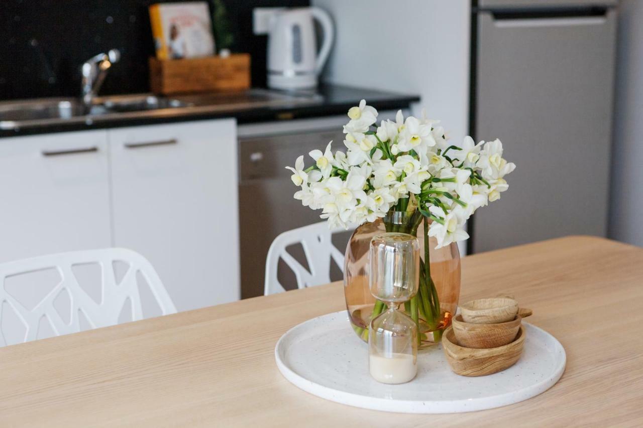 Heart Of Highett Apartment By Ready Set Host Melbourne Dış mekan fotoğraf